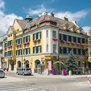 Bergwirt Schoenbrunn Hotel